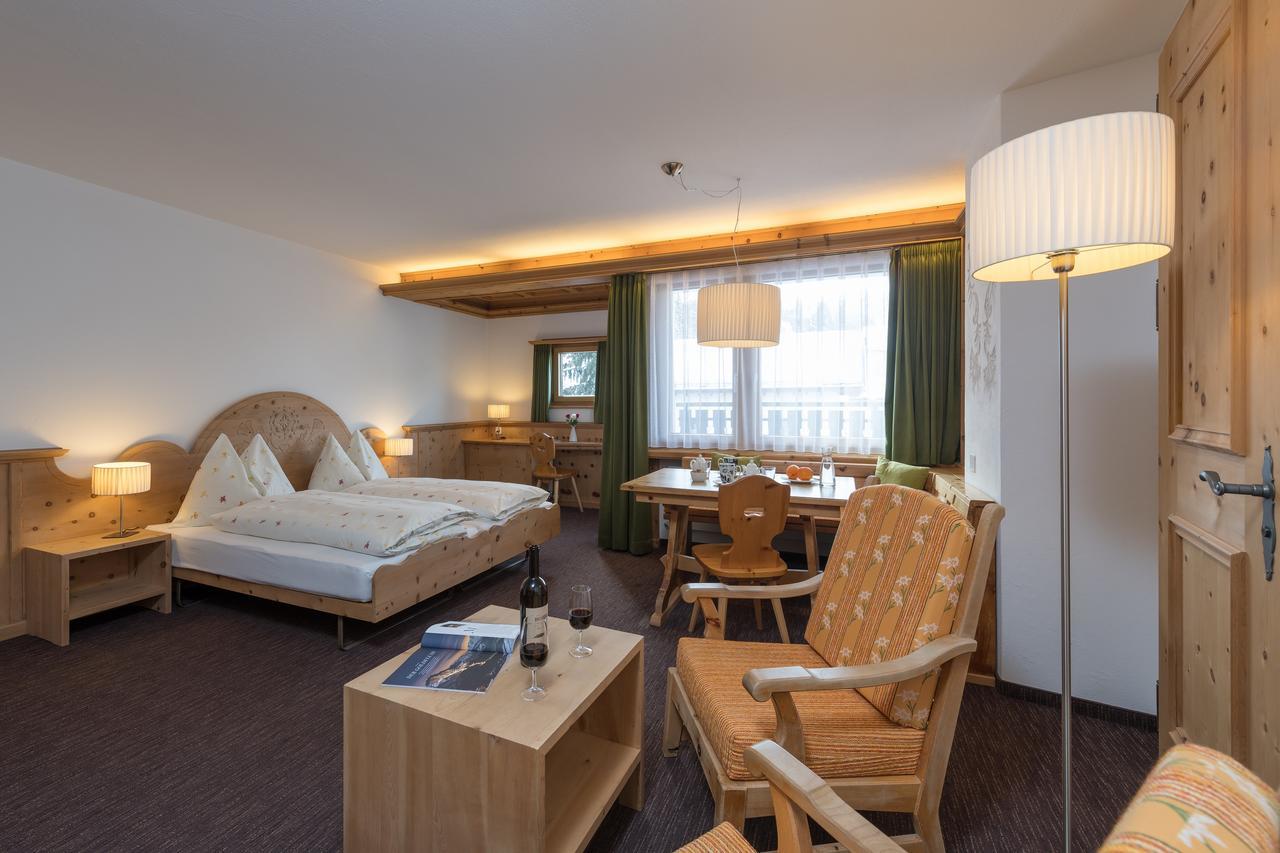 Hotel Seraina Зильс-Мария Экстерьер фото